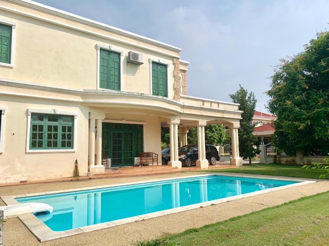 Villa Shamir Sepang Zewnętrze zdjęcie