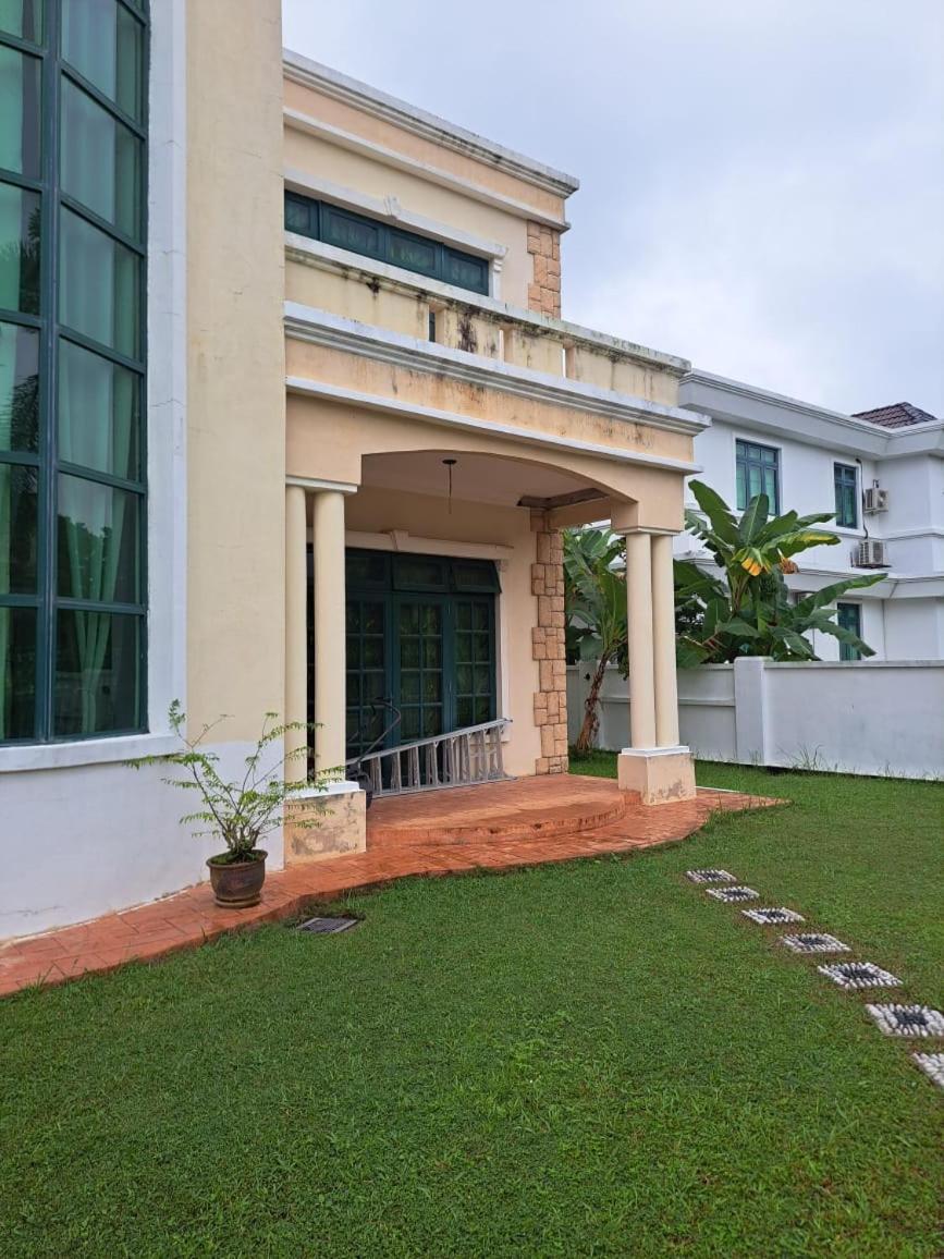 Villa Shamir Sepang Zewnętrze zdjęcie